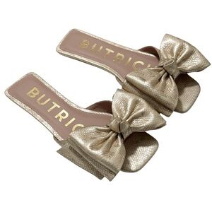 Butrich Irina Bow Metallic Gold Snakeskin Flat Sandal 5.5